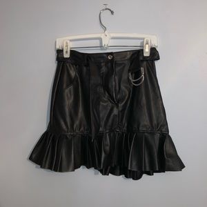 Faux leather pleated skirt